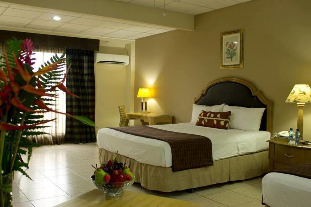 Las Cumbres Hotel & Water Park Panama City Eksteriør billede